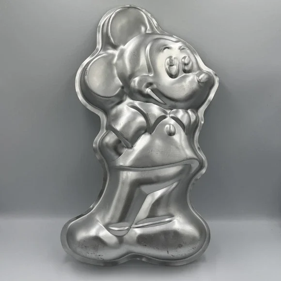VTG 1978 Wilton Mickey Mouse Cake Pan Disneyana Aluminum Mold - Picture 1 of 5